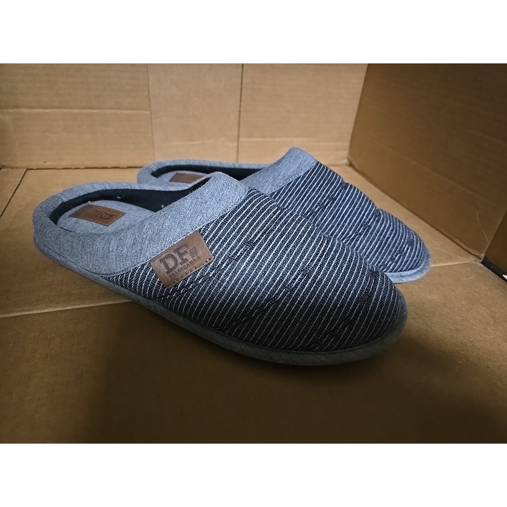 DF by Dearforms Mens Stripe Scuff Slippers NWT S 7-8  Memory Foam Slip-On clog